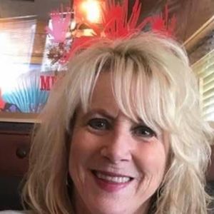 Meet your Posher, Posh